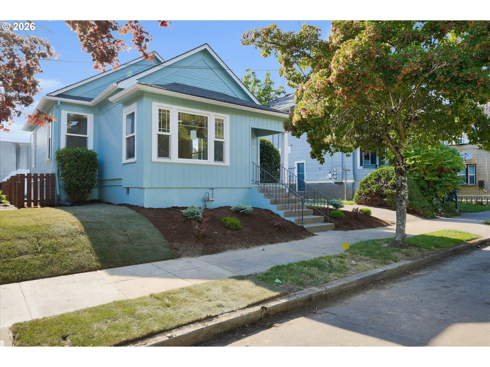 2727 SE 16TH AVE