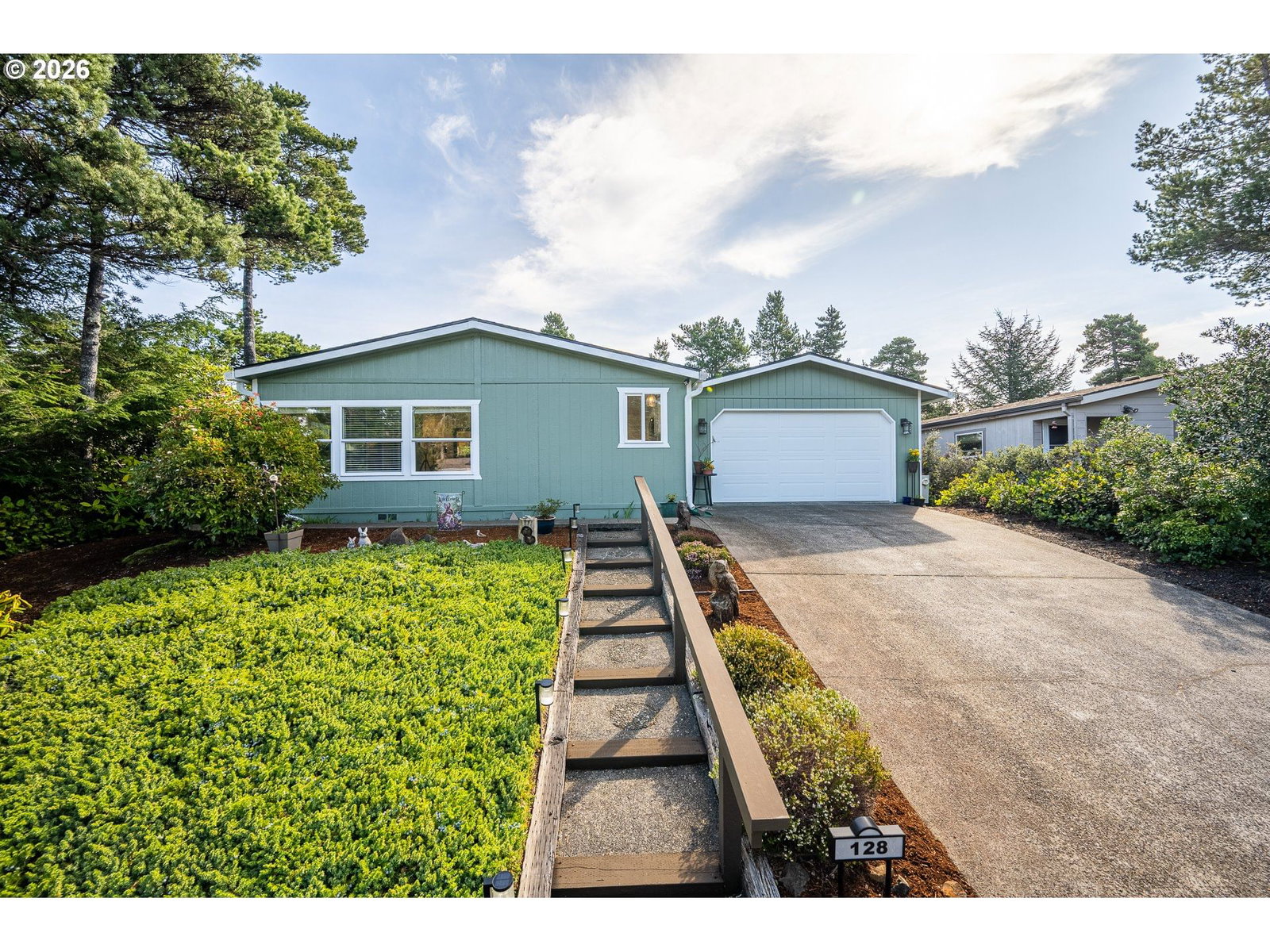 Primary listing photo, 128 EVERGREEN LN, Florence, OR, 97439