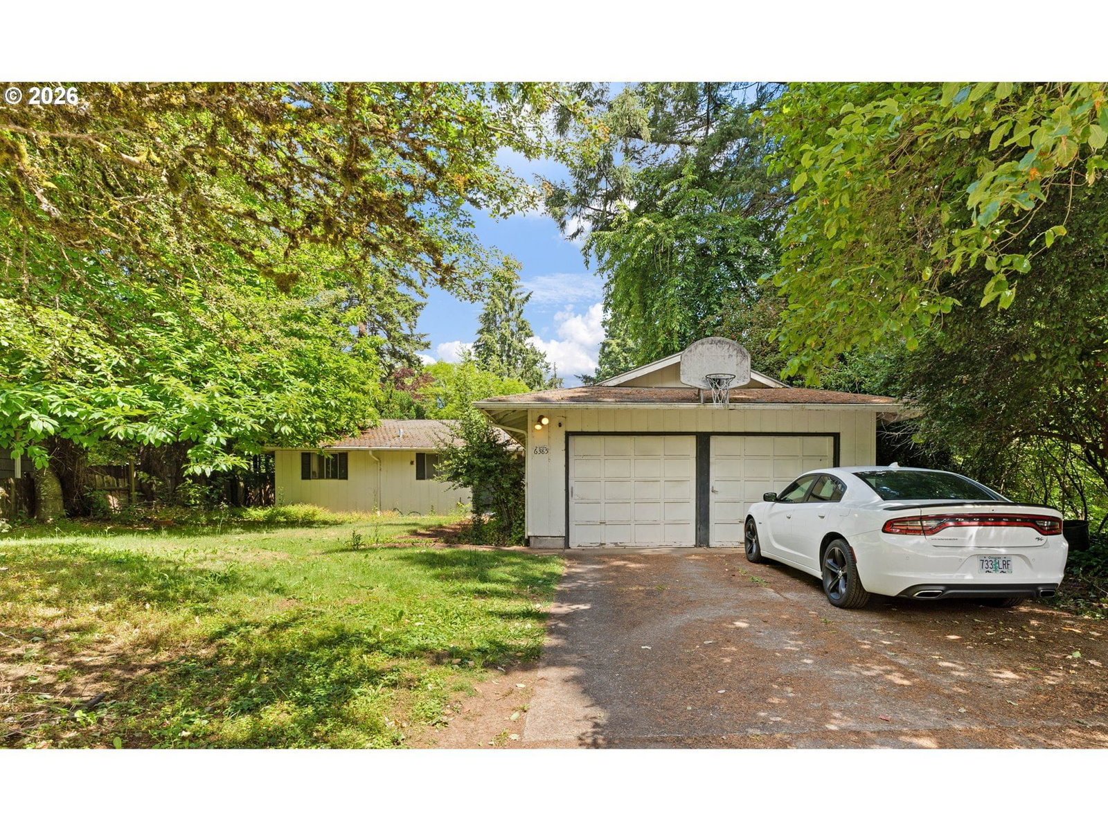 Listing photo 1 of 6