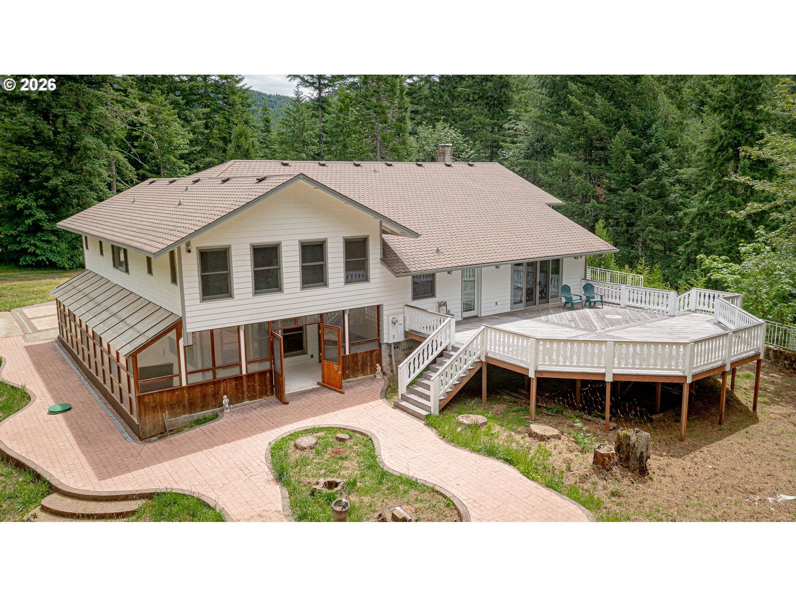 Listing photo 1 of 6