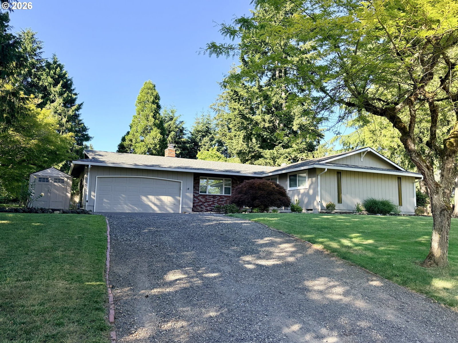 Listing photo 1 of 6