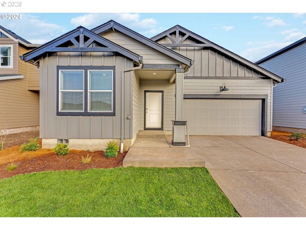 Primary listing photo, 2692 U ST, Springfield, OR, 97477