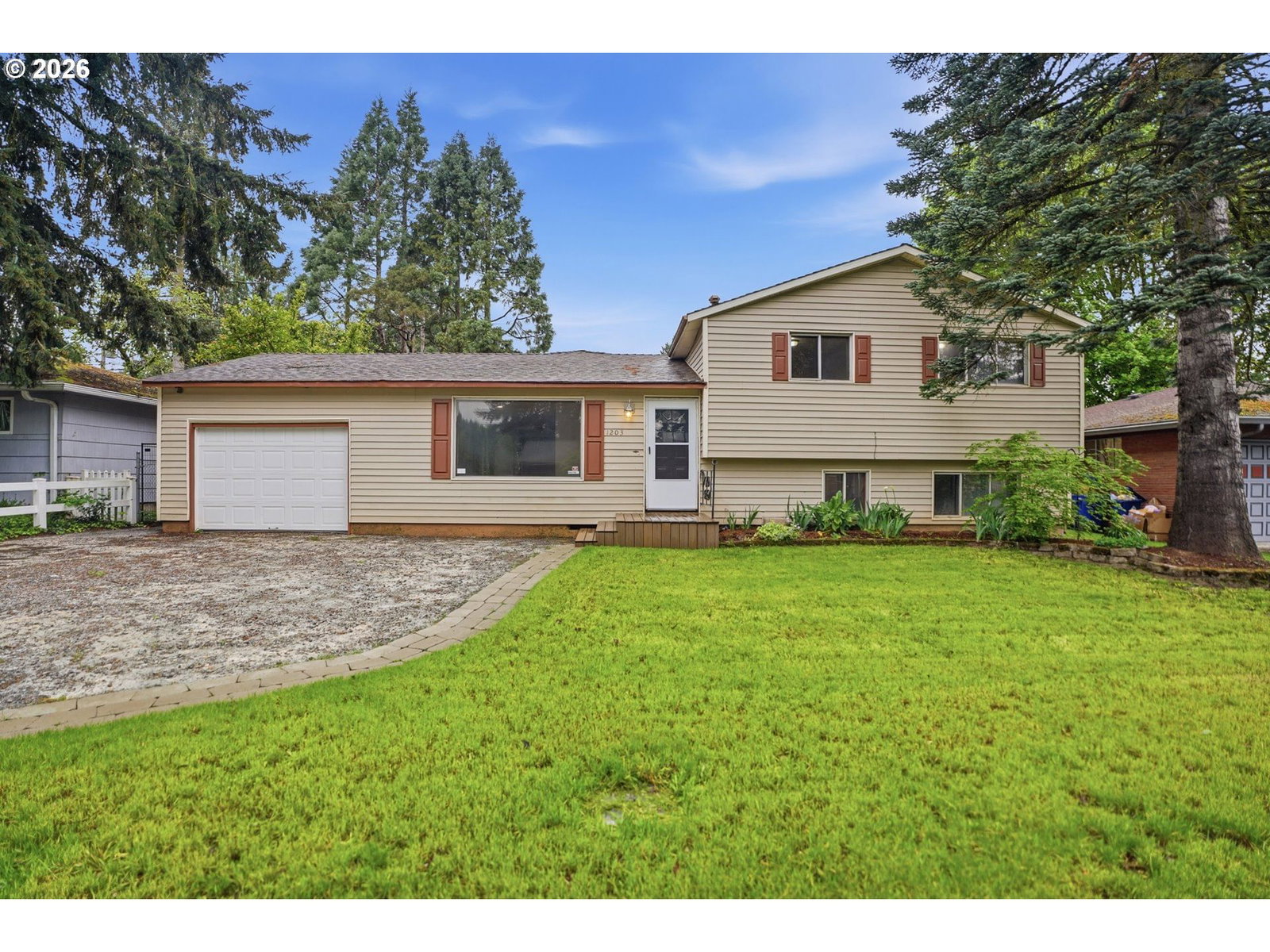 1203 NE 190TH PL