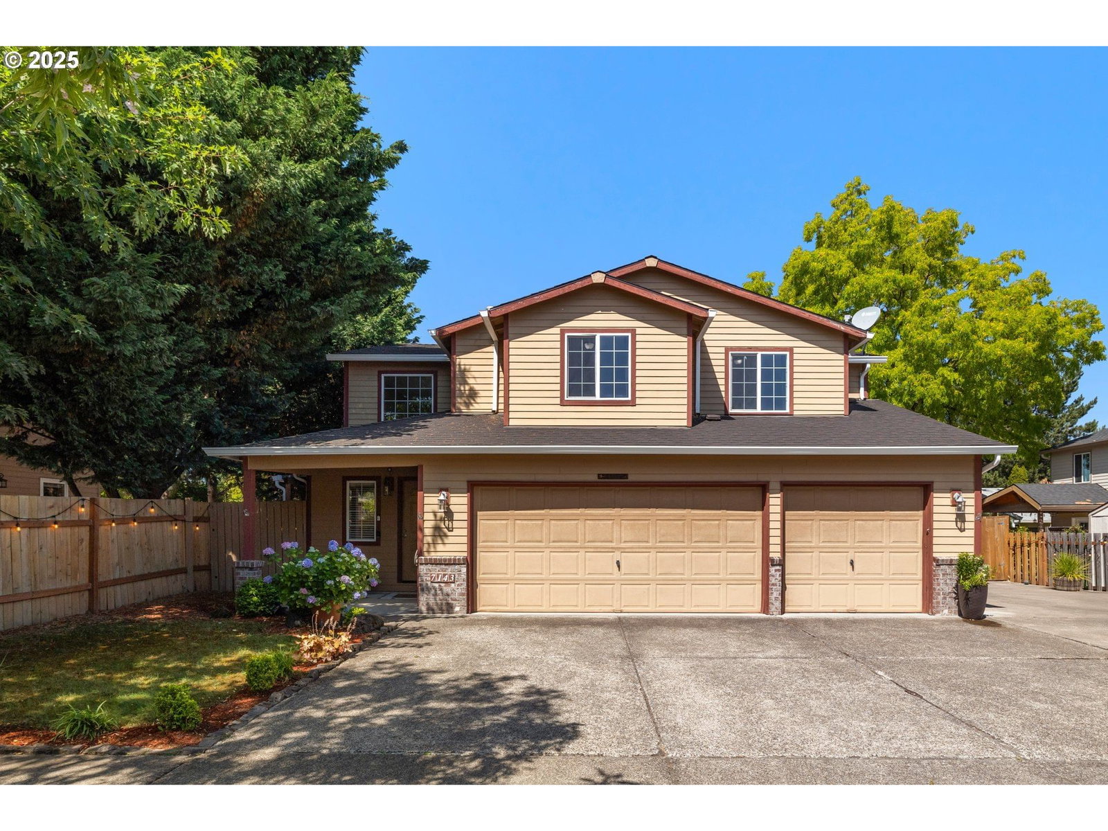 Primary listing photo, 7143 SE AUSTIN DR, Hillsboro, OR, 97123