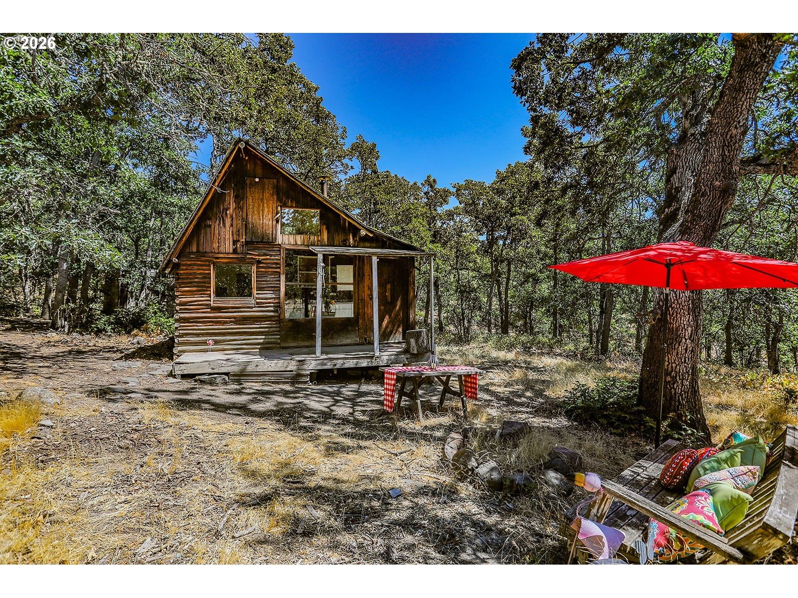 Listing photo 1 of 6