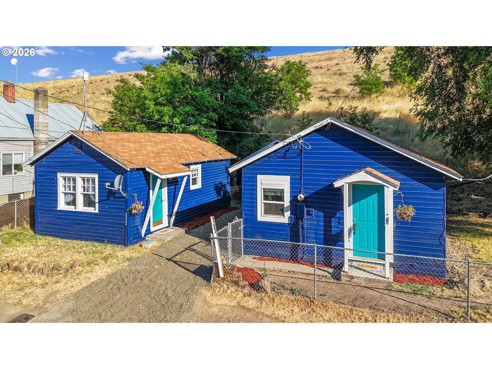 Listing photo 1 of 6