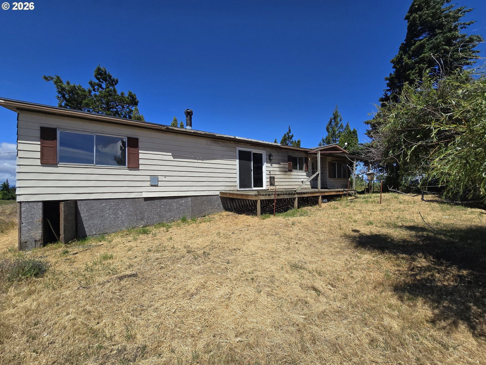 Listing photo 1 of 6