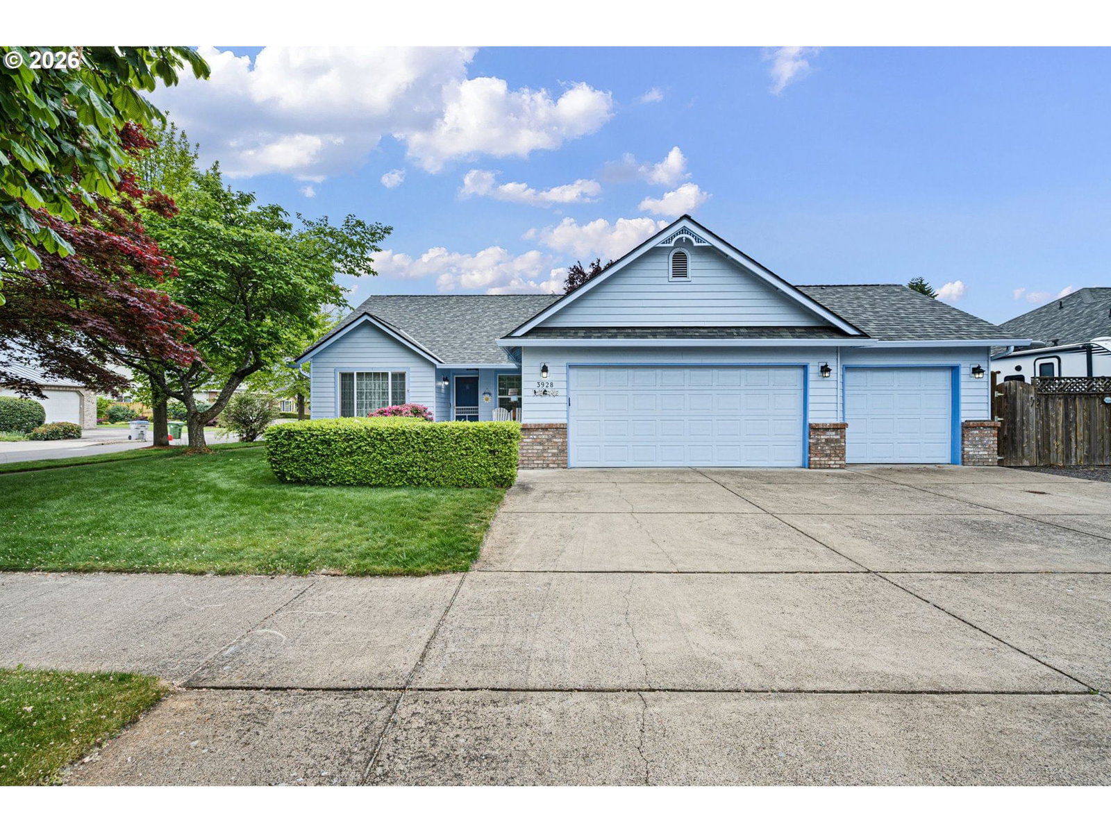 Primary listing photo, 3928 HYACINTH ST, Eugene, OR, 97404