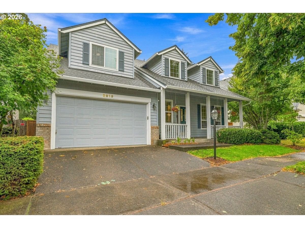 2619 NE CHARLOIS DR