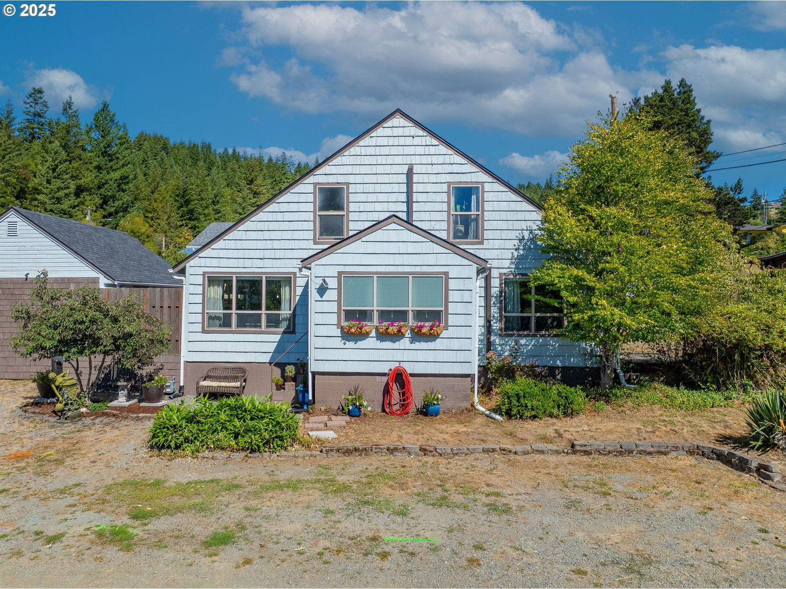 Listing photo 1 of 1