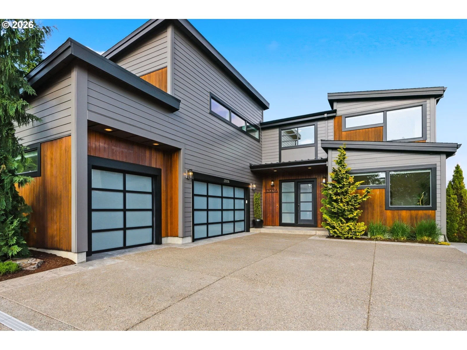 13236 AMBER PL