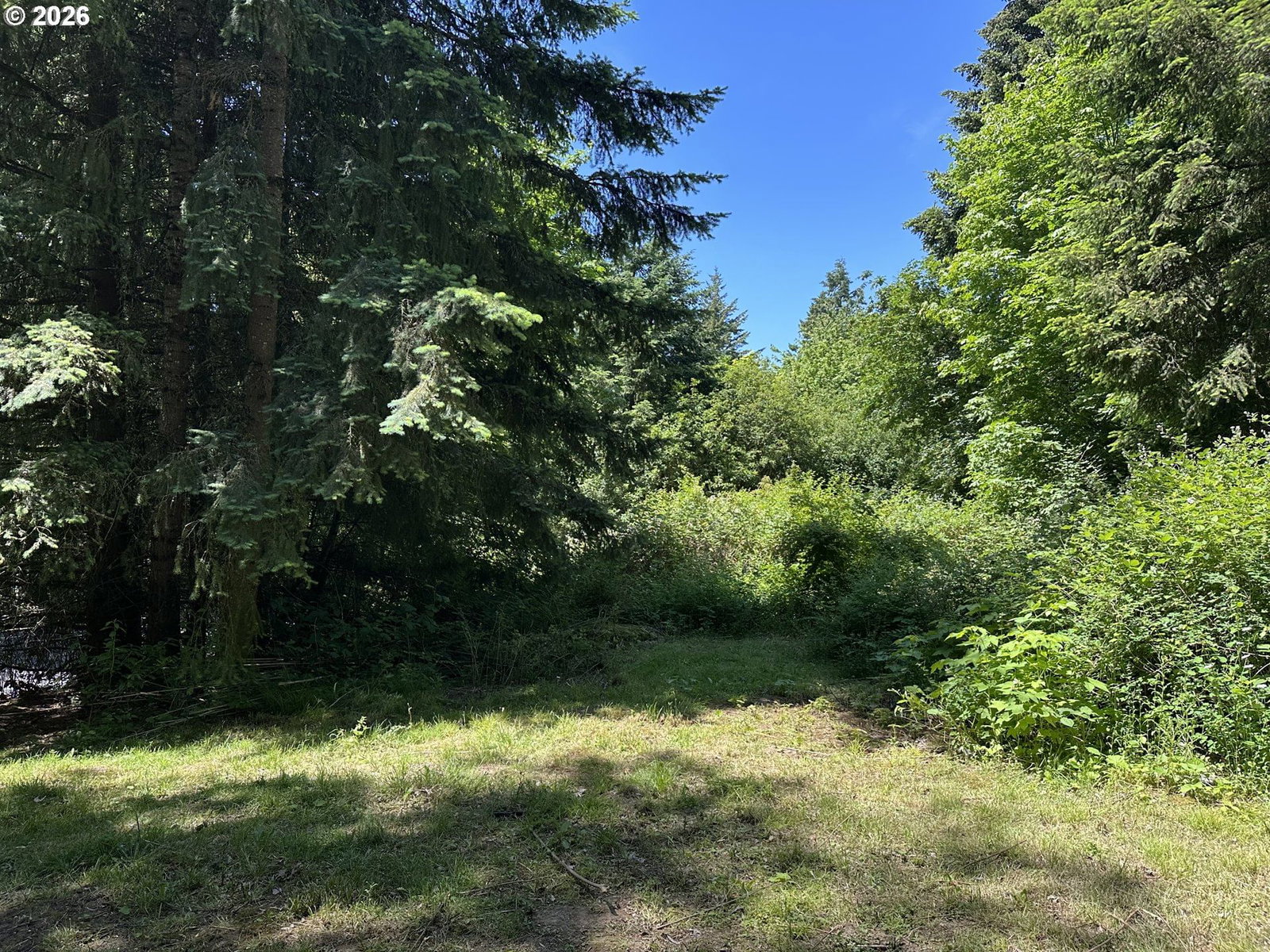Listing photo 1 of 3