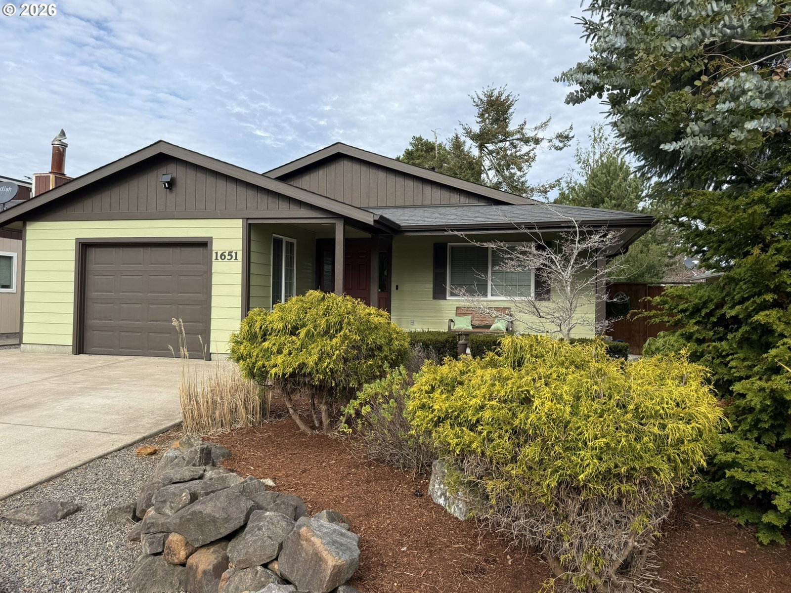 Primary listing photo, 1651 29TH ST, Florence, OR, 97439