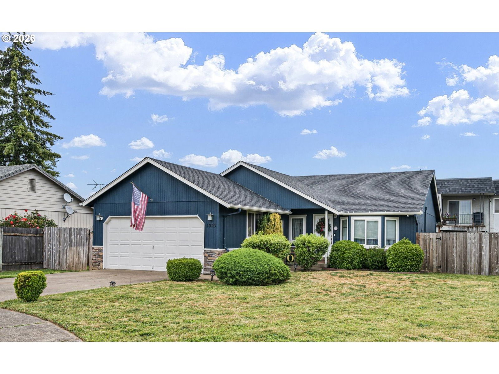 Listing photo 1 of 6