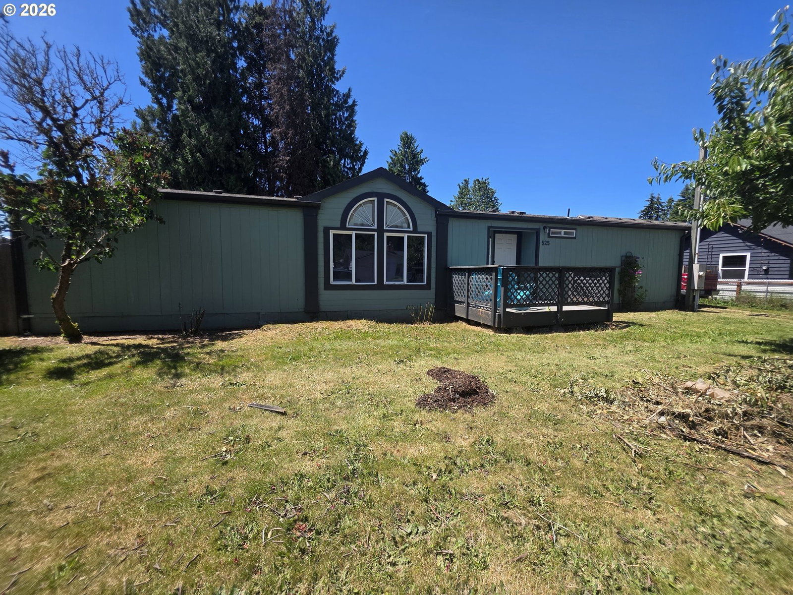 Listing photo 1 of 6