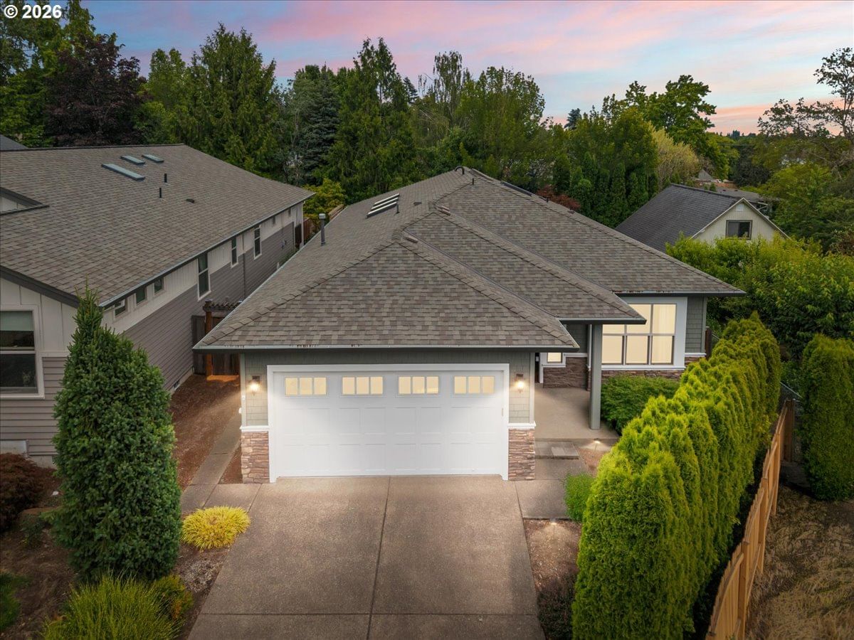 424 FOREST PL