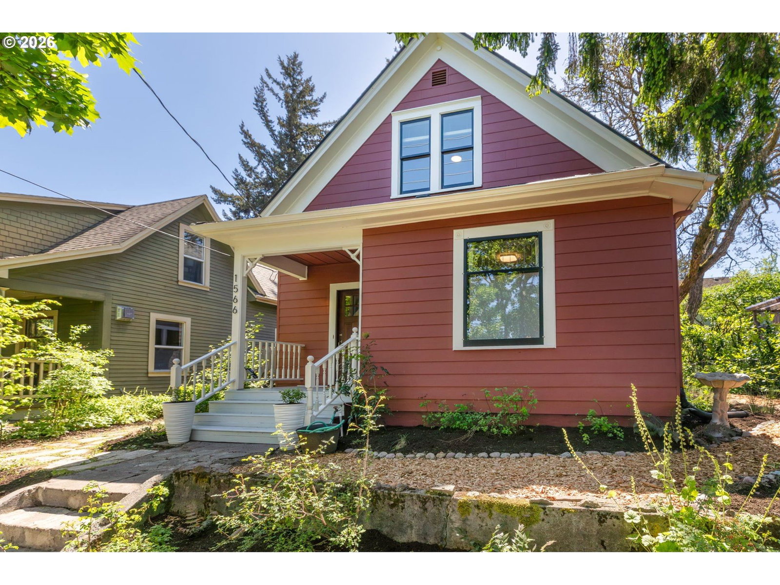 Primary listing photo, 1566 SE LINN ST, Portland, OR, 97202