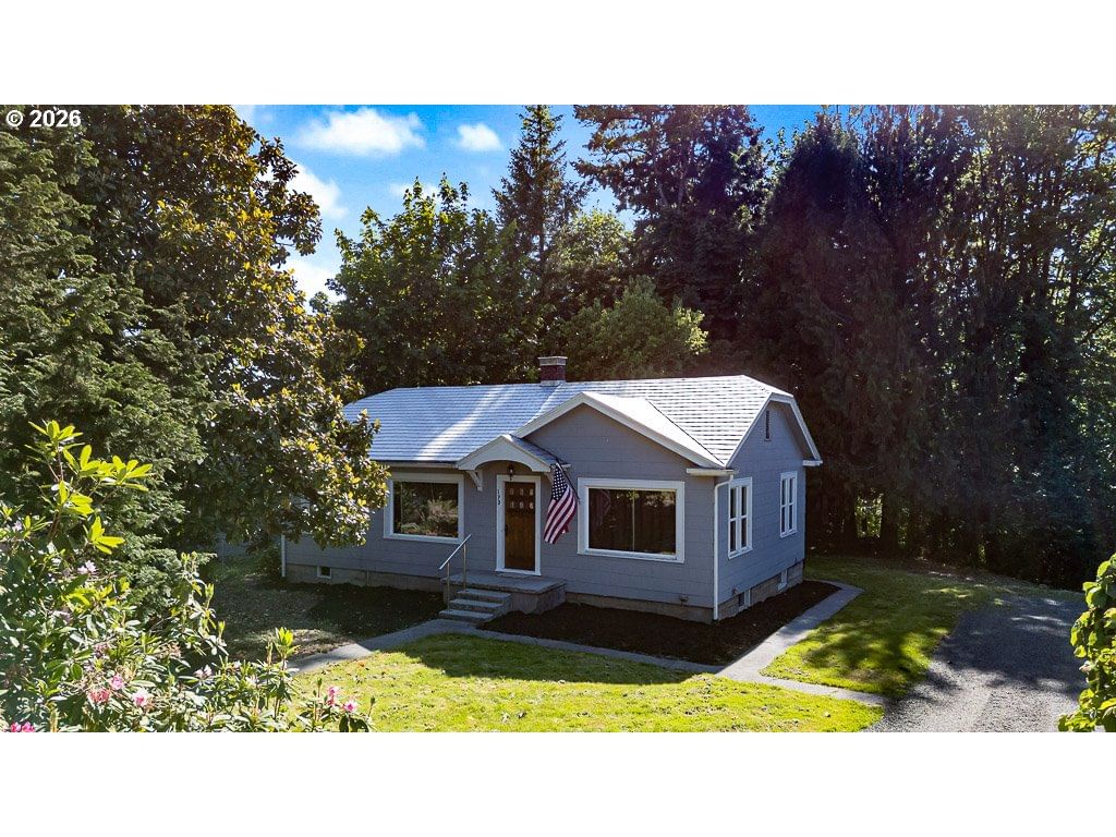 Listing photo 1 of 6