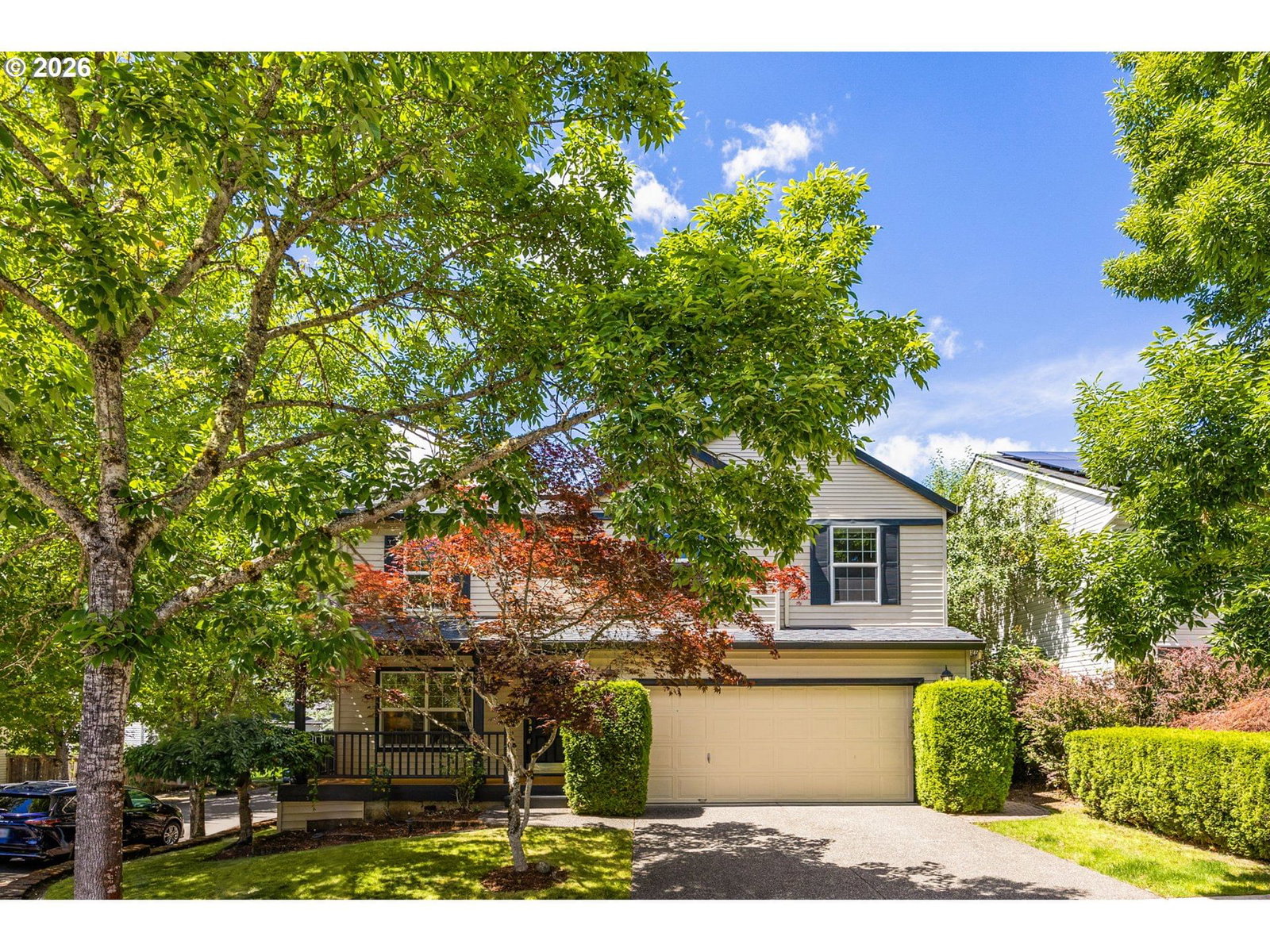129 NE DANBURY AVE