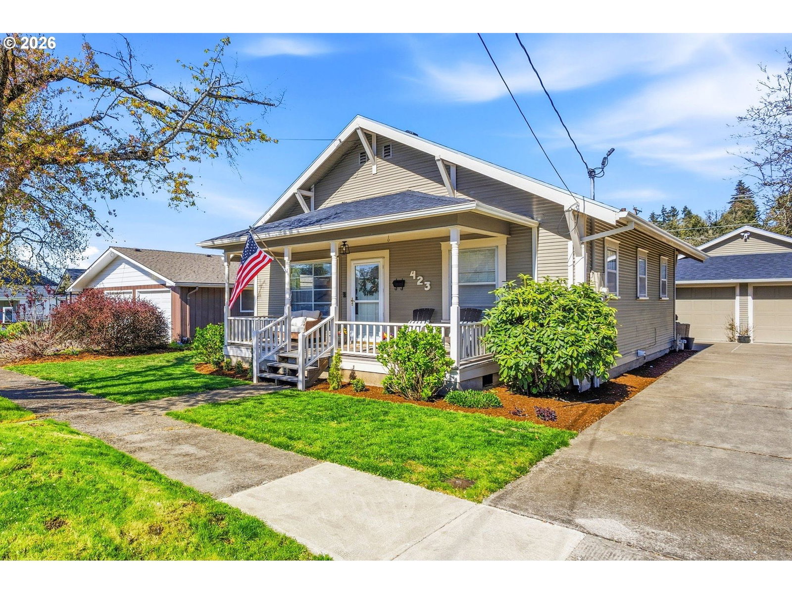 Primary listing photo, 423 1ST ST, Silverton, OR, 97381