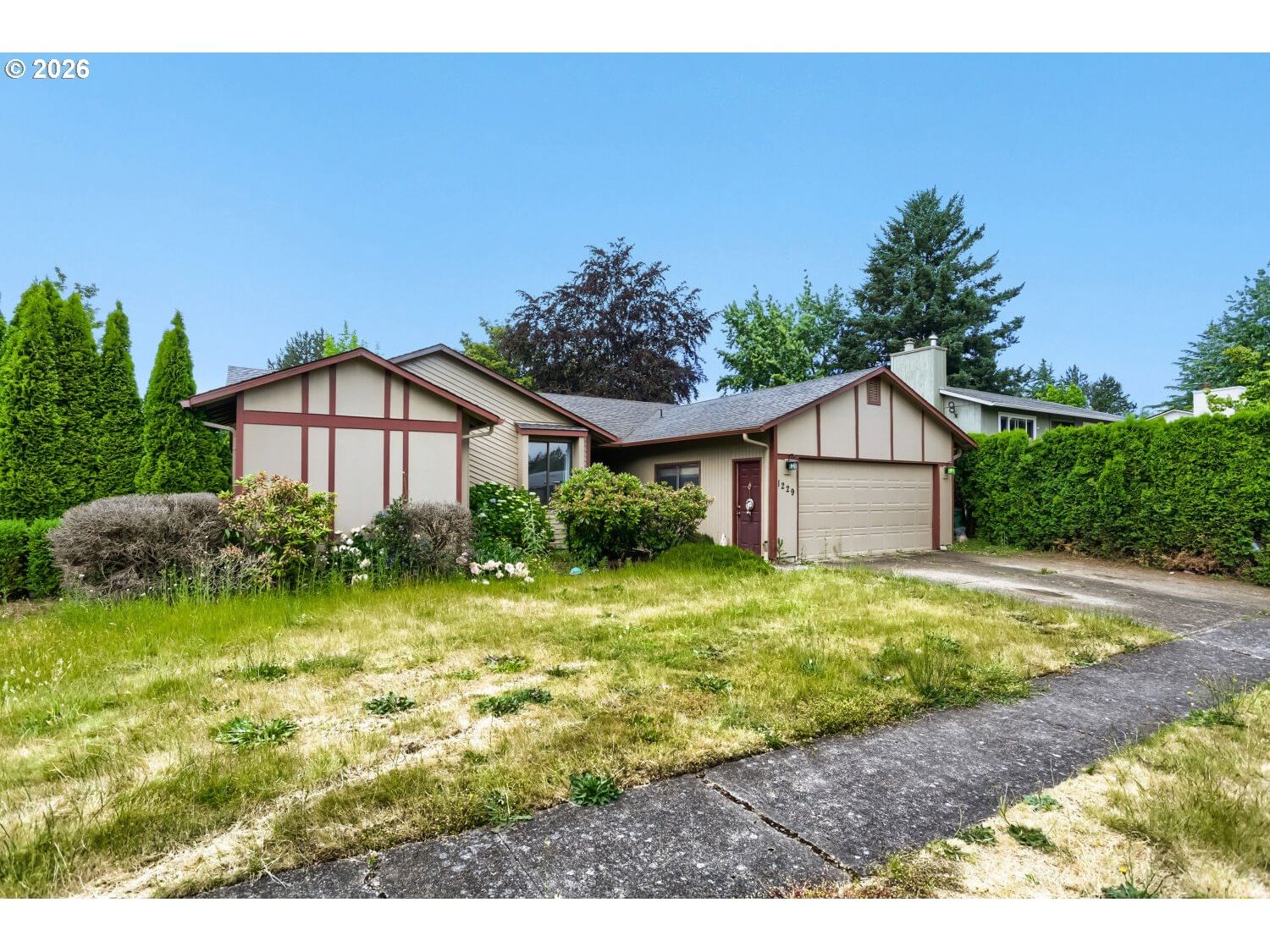 Listing photo 1 of 6