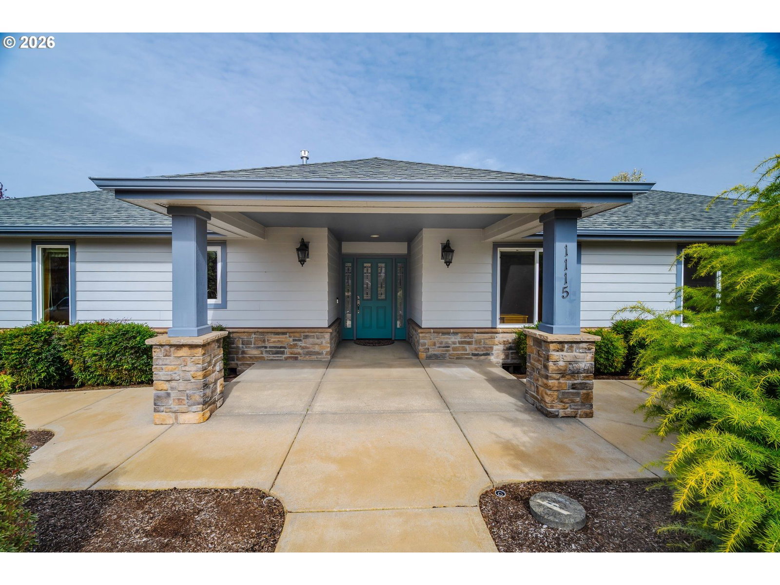 Primary listing photo, 1115 SKOOKUM DR, Silverton, OR, 97381