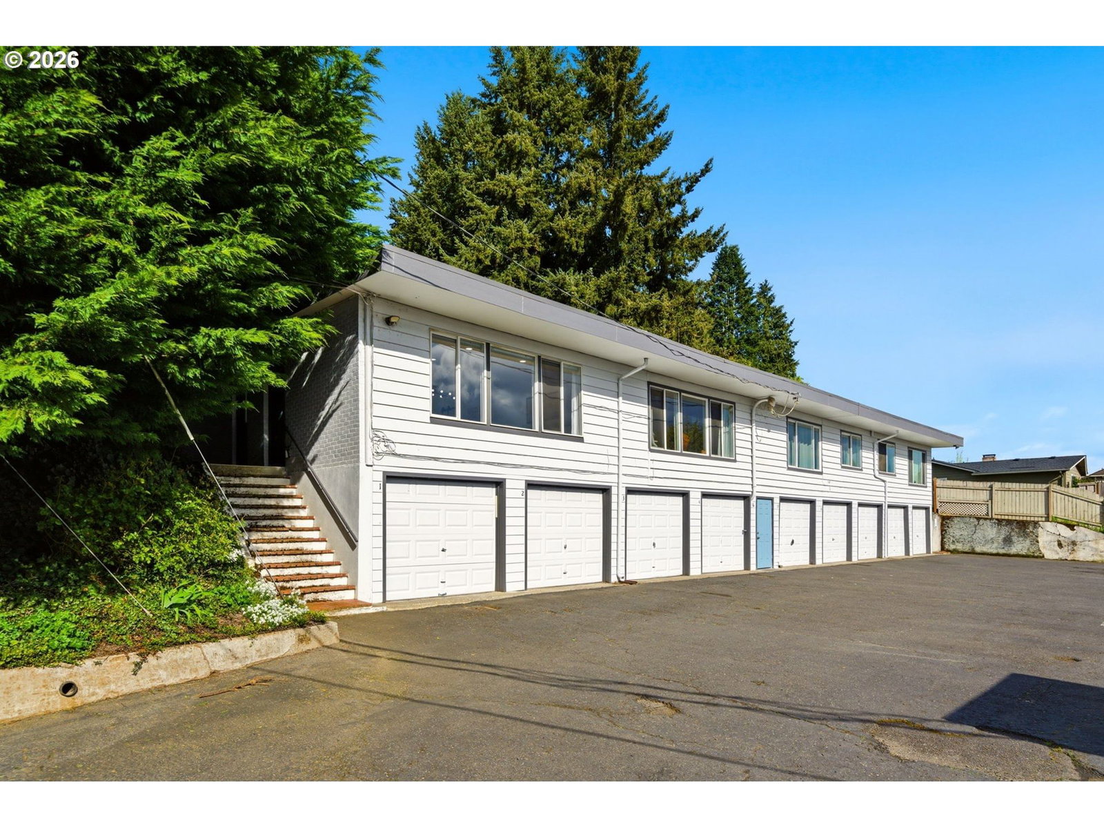 2102 NW KELLY DR #17