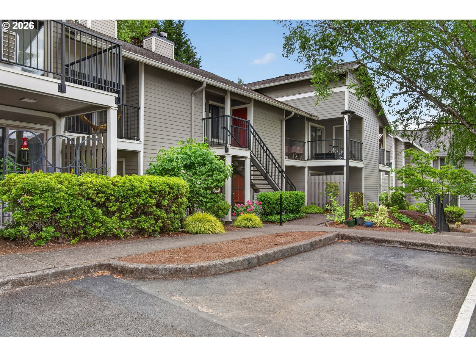 86 KINGSGATE RD #F105