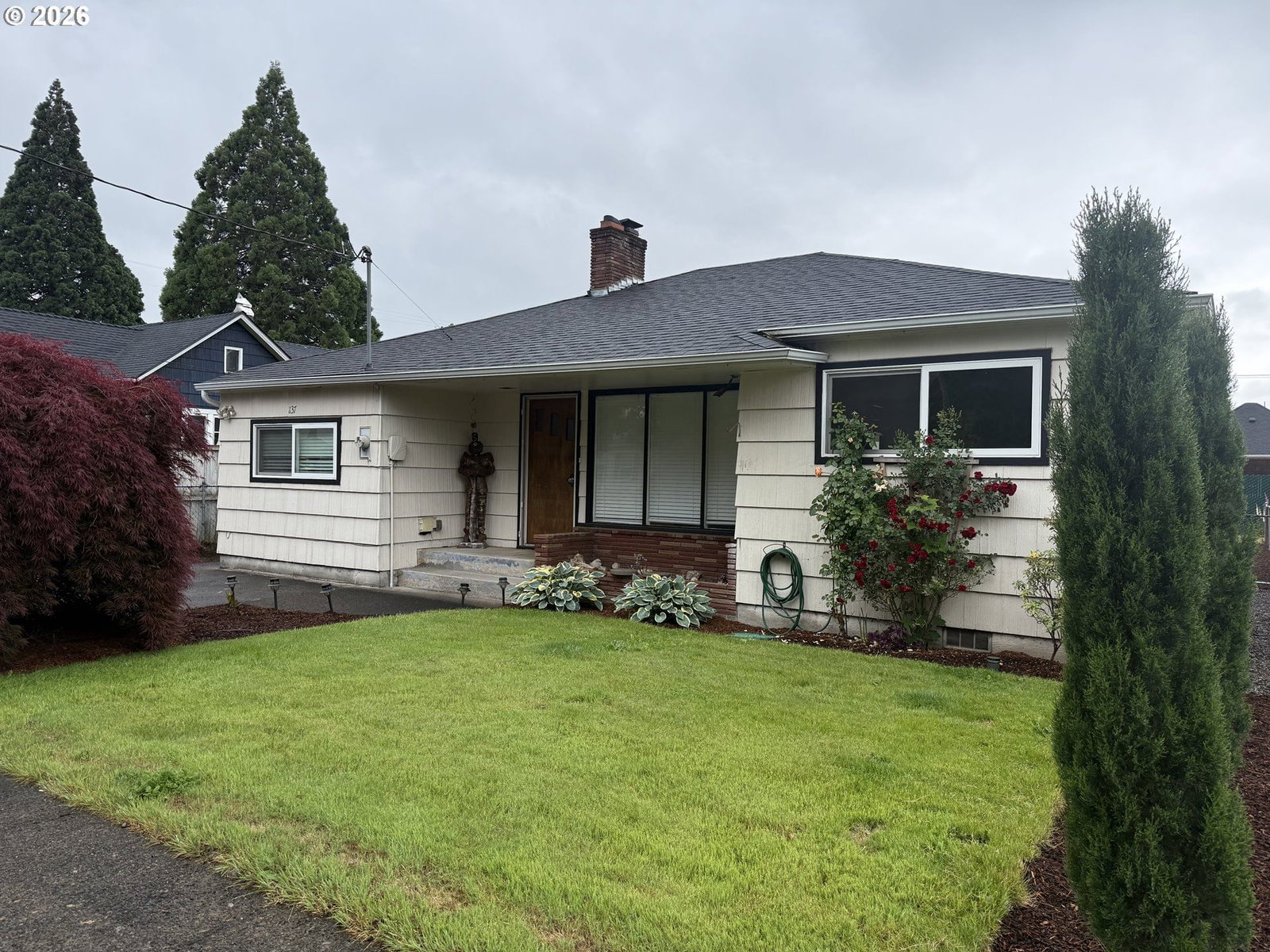 Listing photo 1 of 6