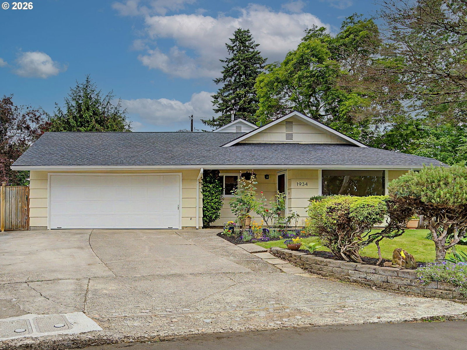 1934 SE 155TH PL
