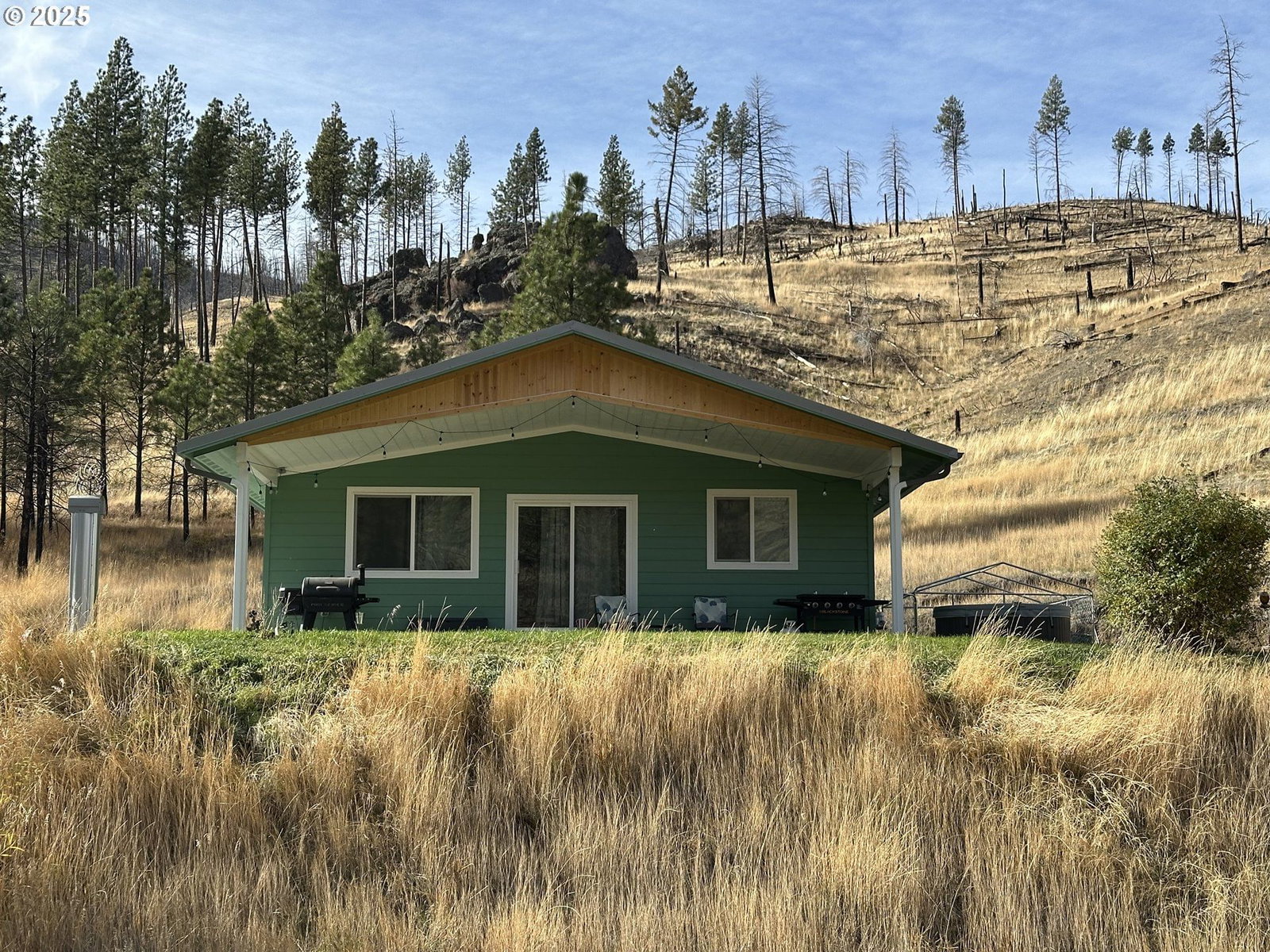Primary listing photo, 24826 S Hwy 395, Canyon City, OR, 97820