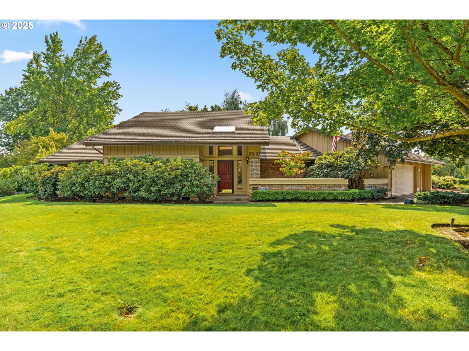 Primary listing photo, 1491 VICTORIAN WAY, Eugene, OR, 97401