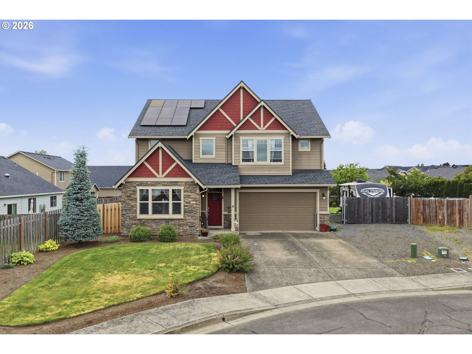 905 DALE CT