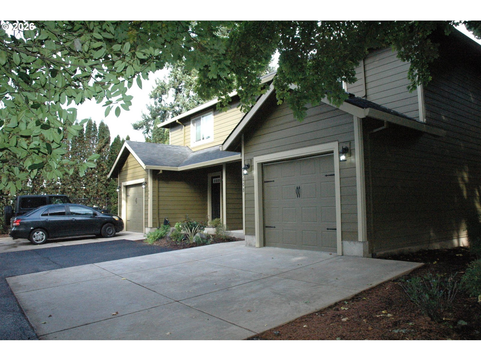 Listing photo 1 of 6