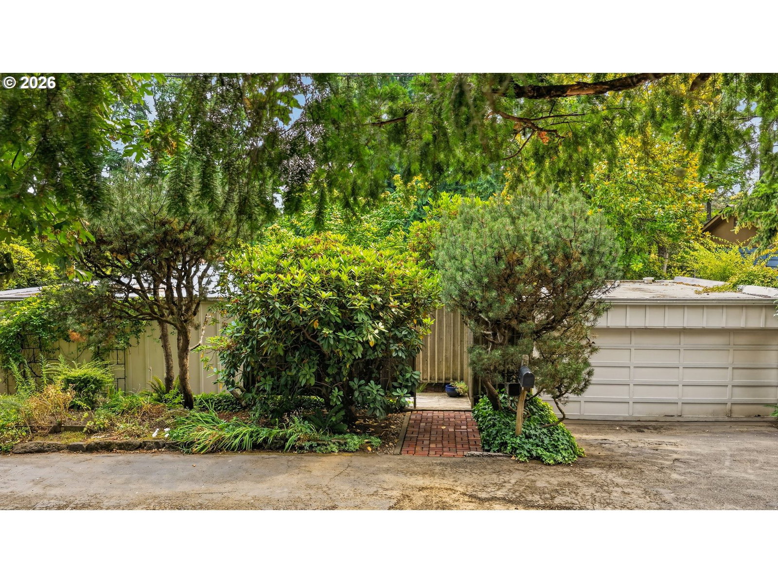834 SW WESTWOOD DR