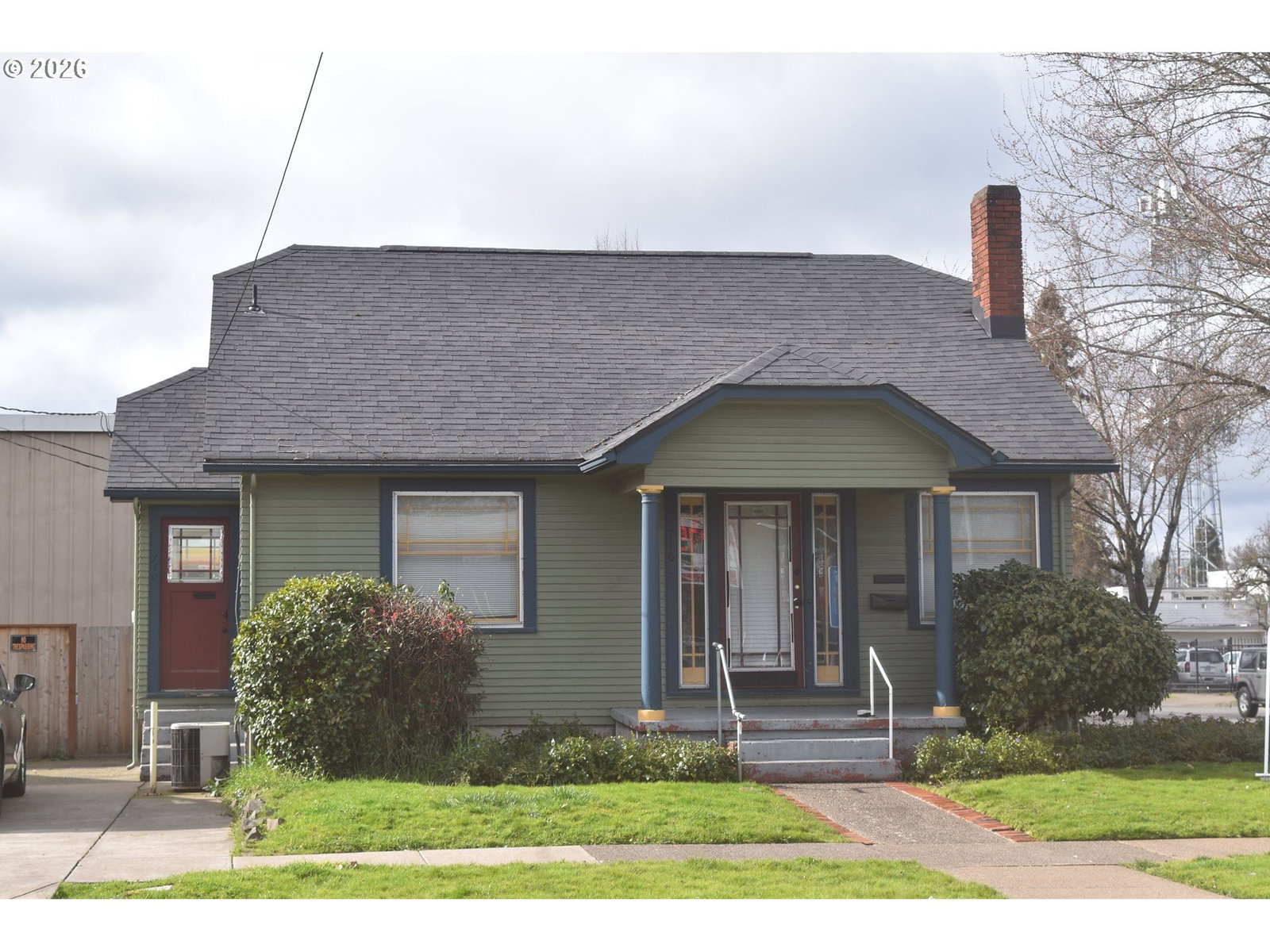 Listing photo 1 of 6