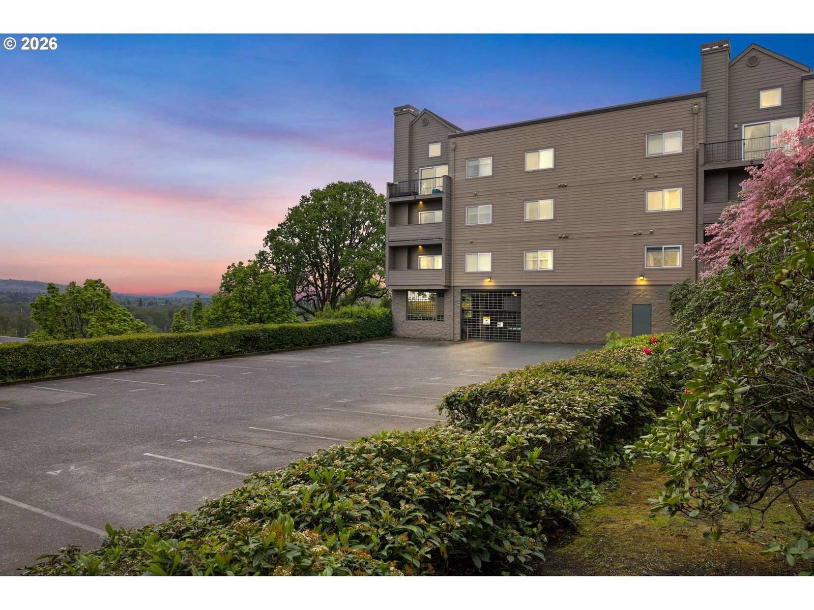 4320 S CORBETT AVE #211