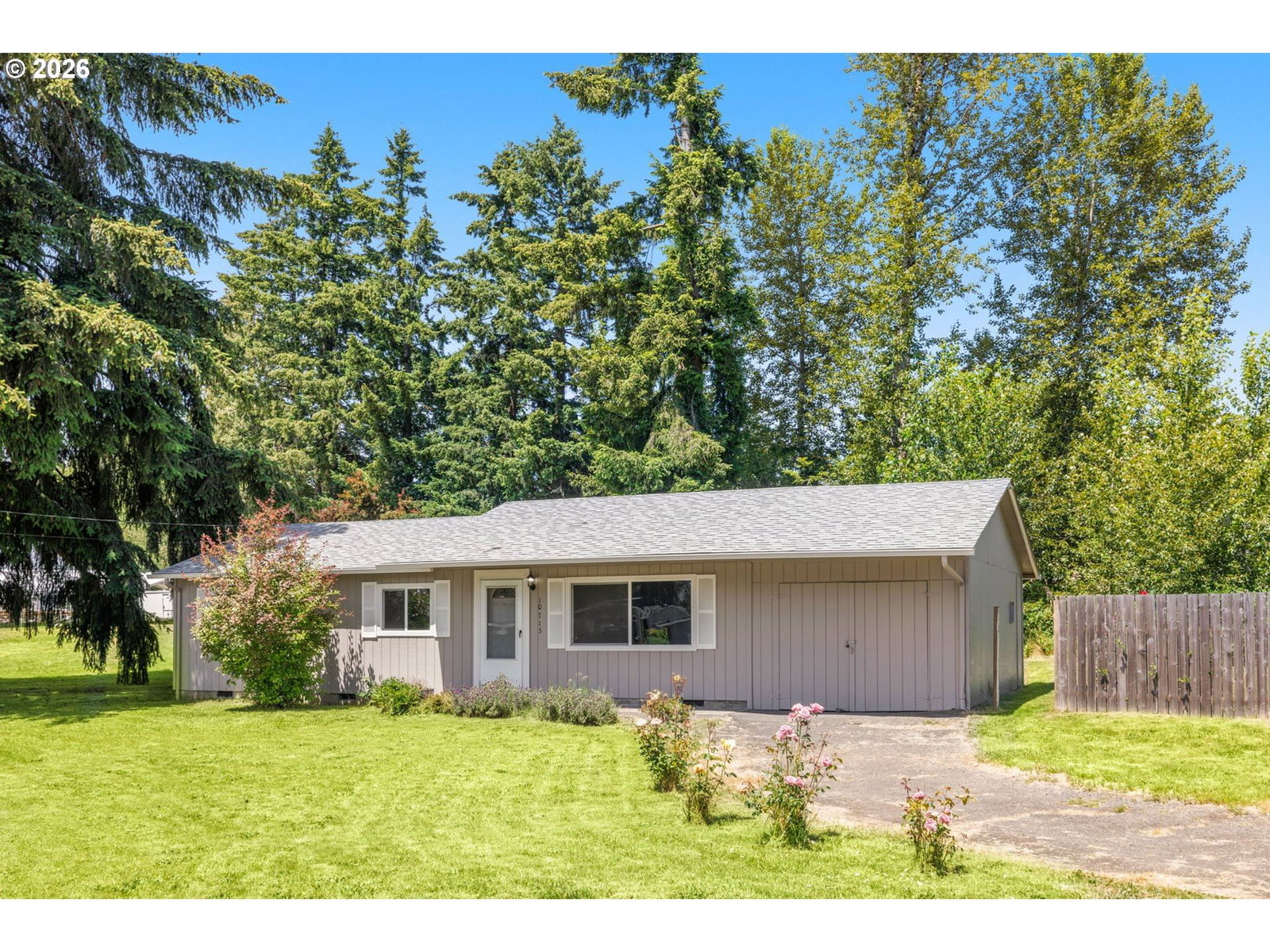 Listing photo 1 of 6