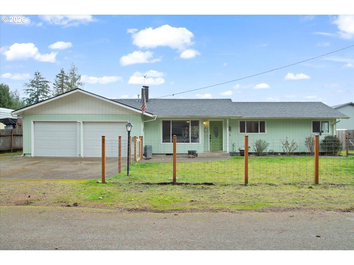 Listing photo 1 of 6