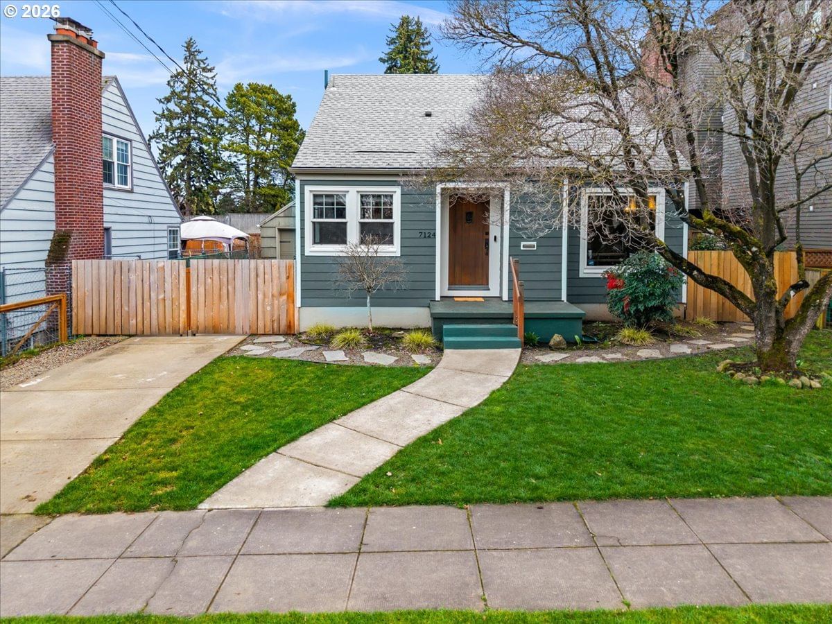 Primary listing photo, 7124 N MONTANA AVE, Portland, OR, 97217