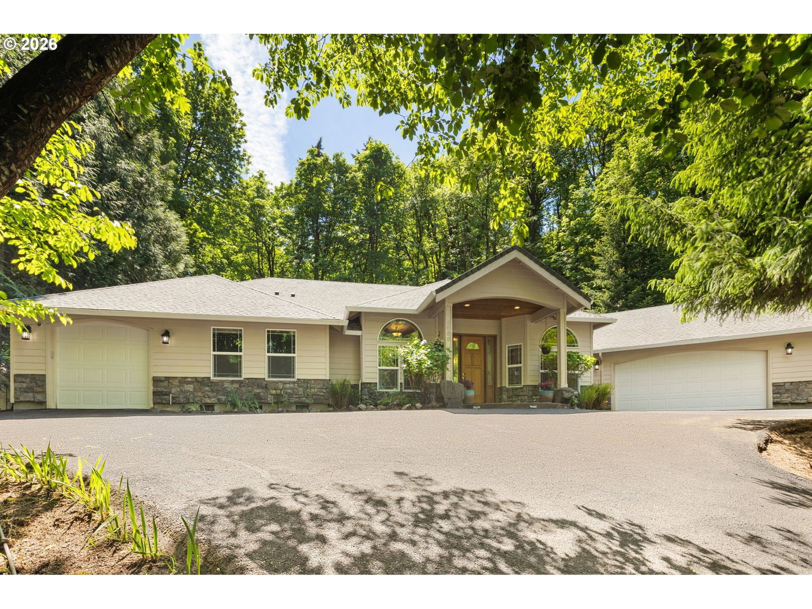 Primary listing photo, 4566 SE ALDERCREST RD, Milwaukie, OR, 97222