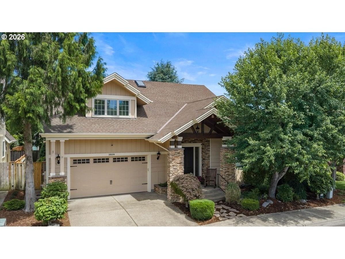 3034 N HOLLADAY DR