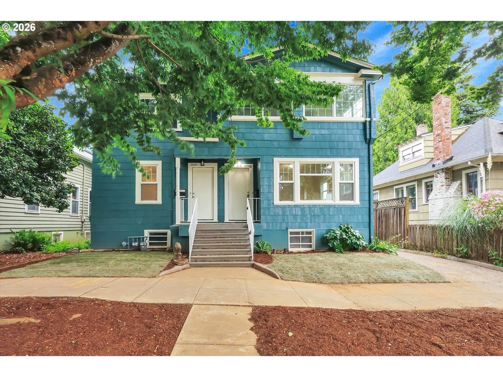 4030 4032 SE MAIN ST