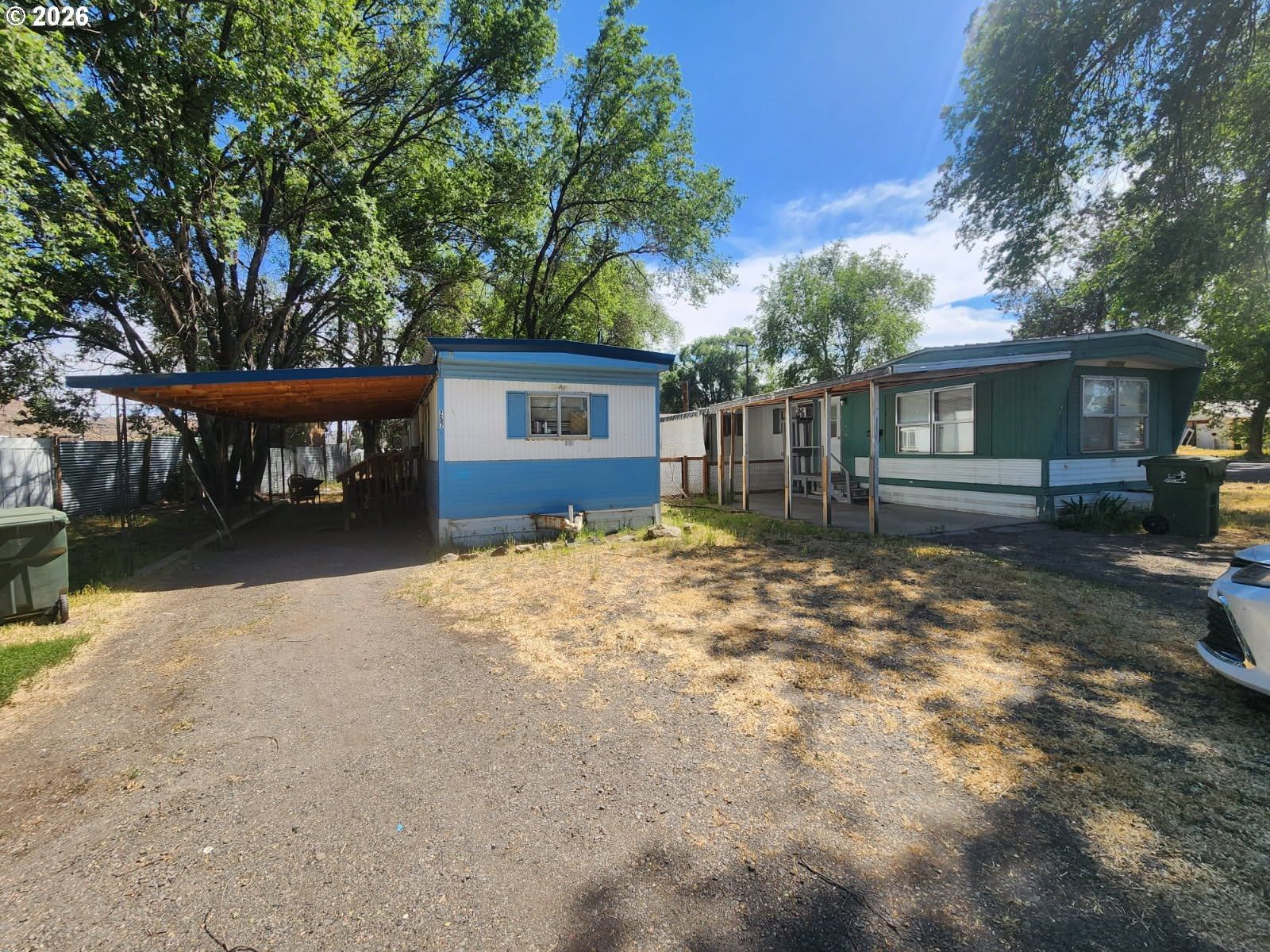 Listing photo 1 of 6