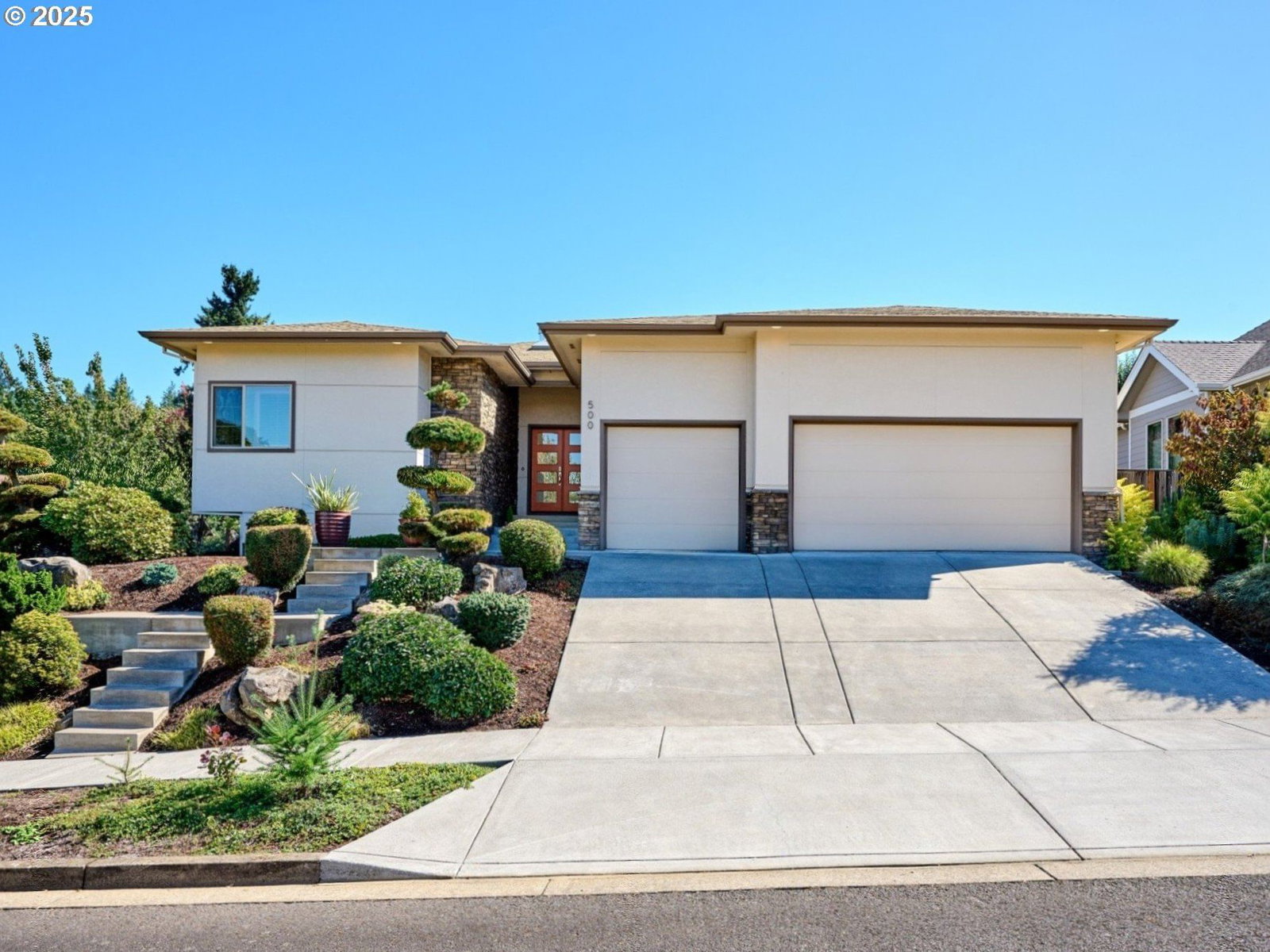 Primary listing photo, 500 YAPA DR, Silverton, OR, 97381