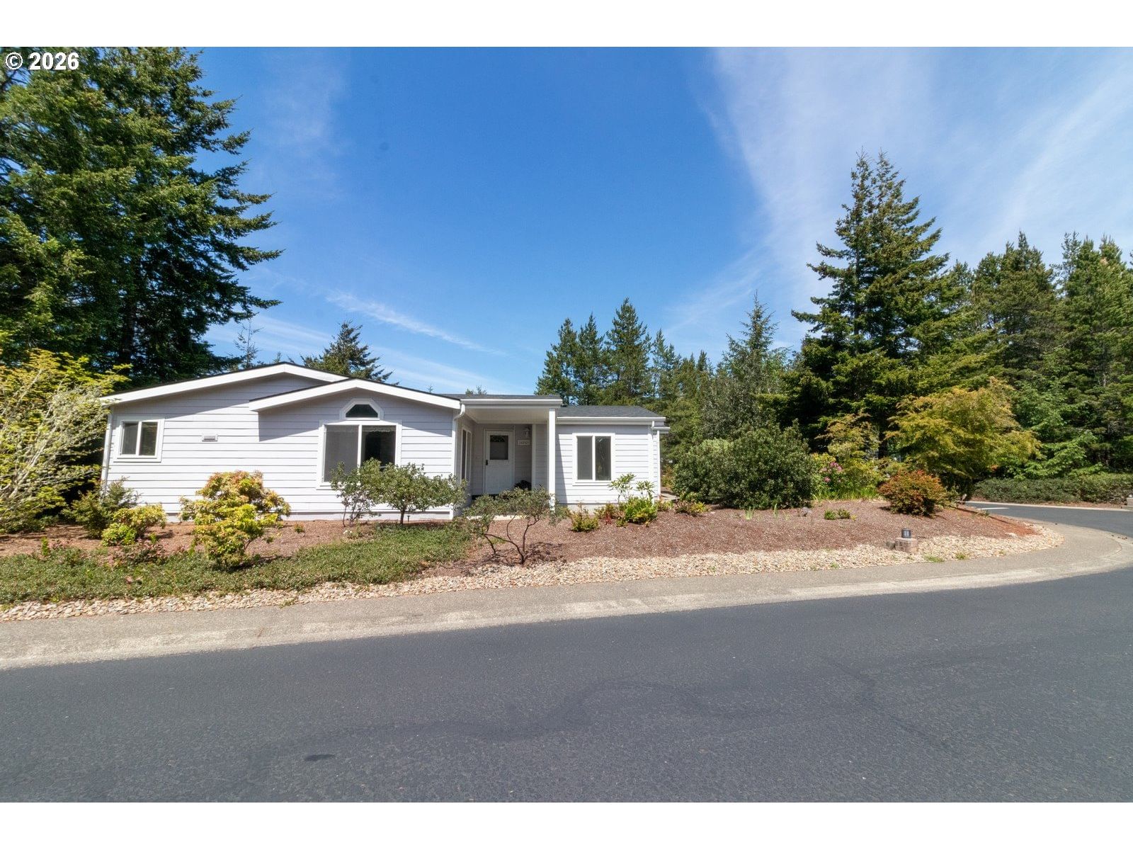 Primary listing photo, 499 SHERWOOD LOOP, Florence, OR, 97439