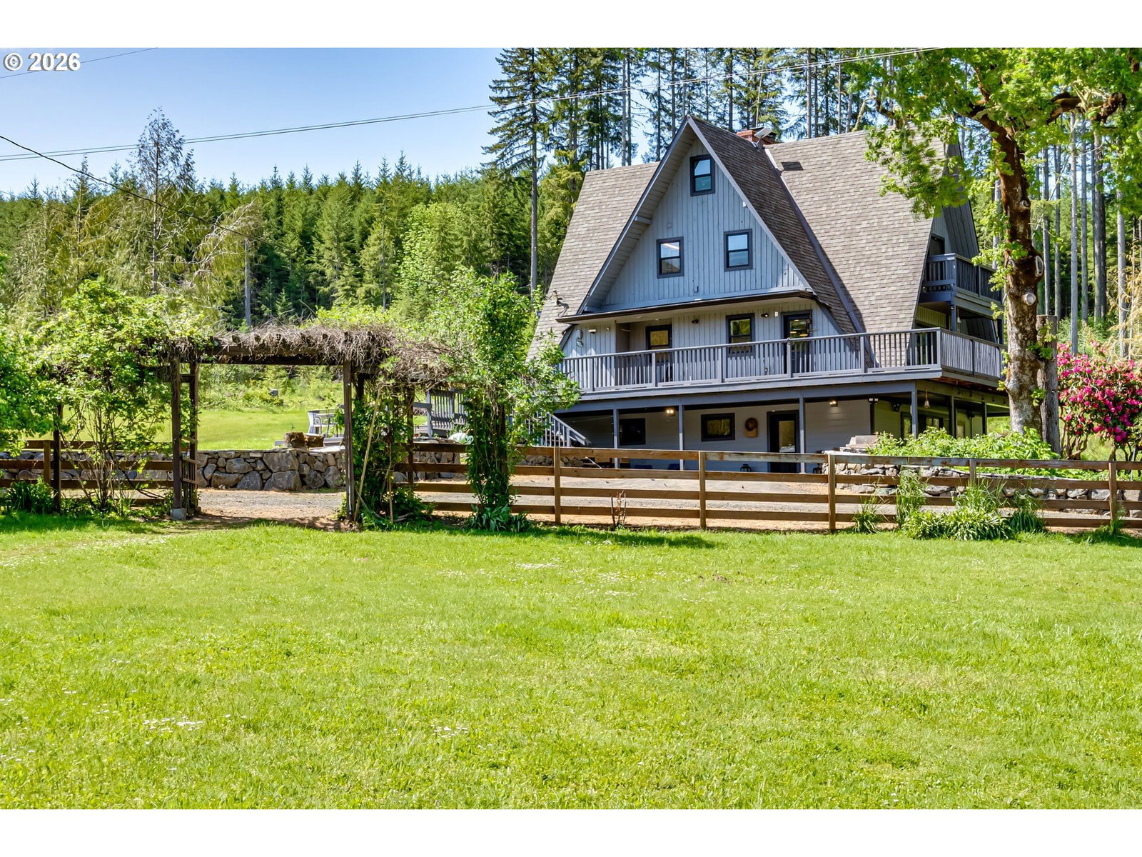 Listing photo 1 of 6