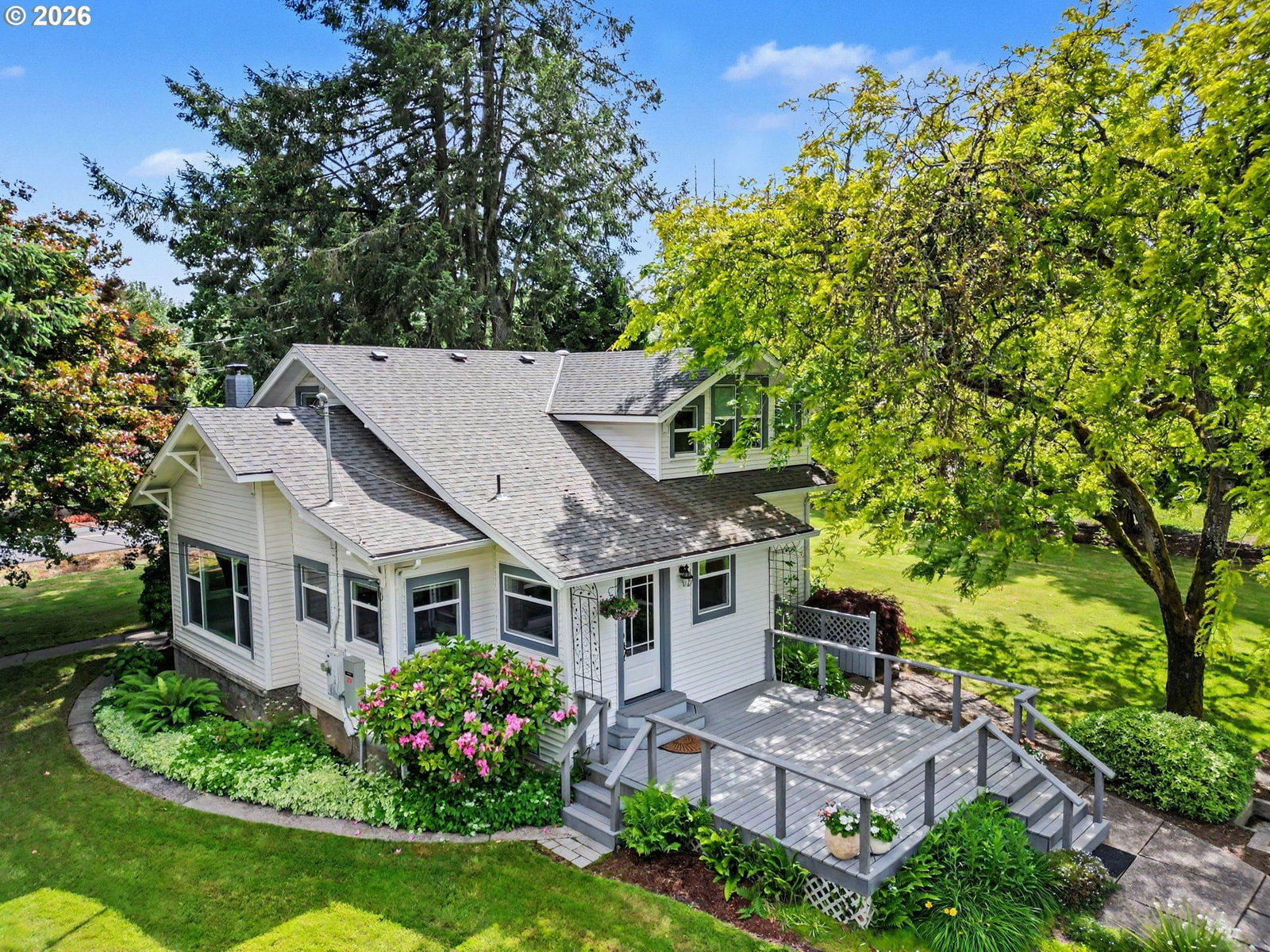 Listing photo 1 of 6