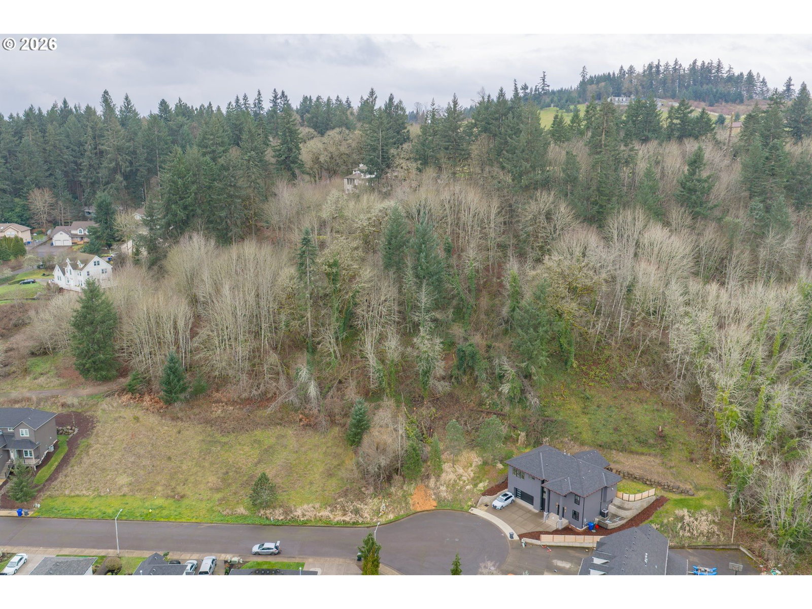 Listing photo 1 of 6