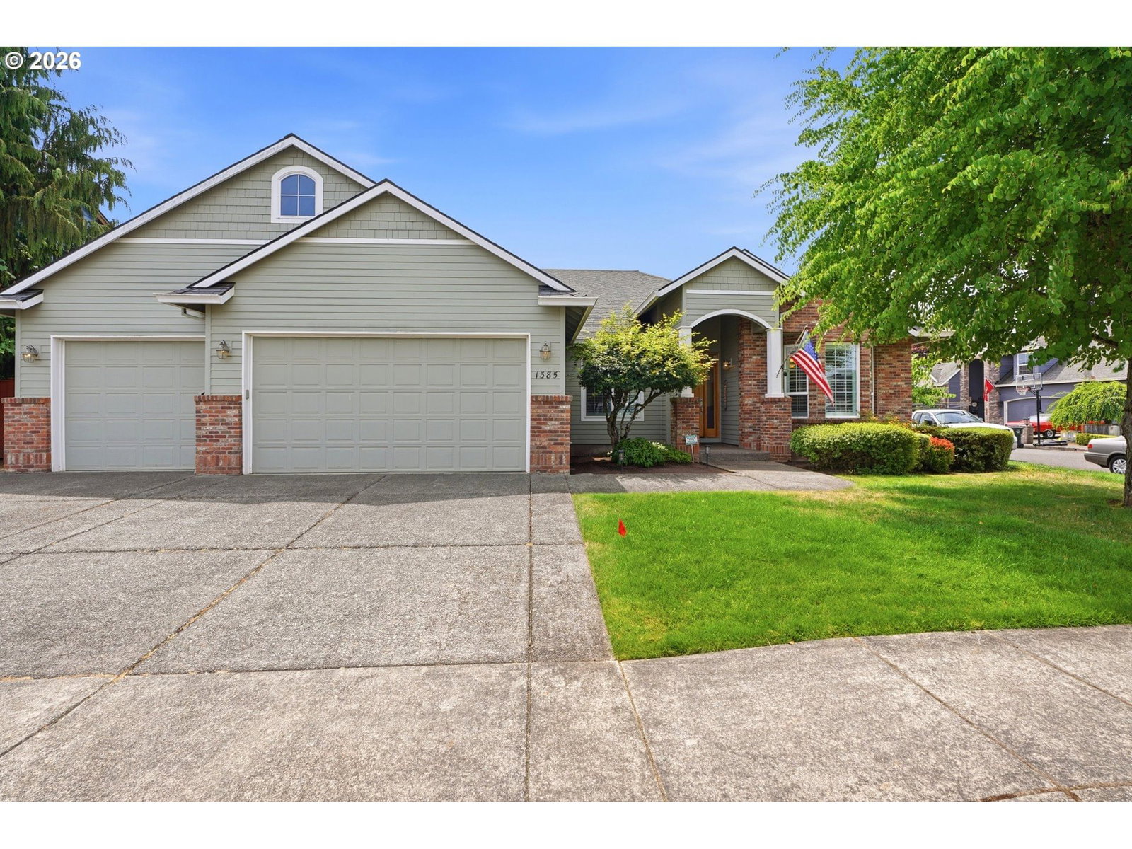 1385 NE 12TH AVE
